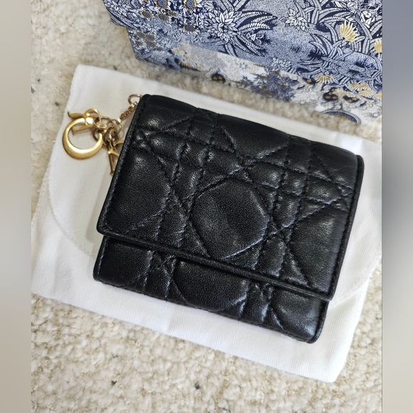 SOLD! Christian Dior Lady Dior Lotus Wallet Black Cannage Lambskin - Picture 2 of 11